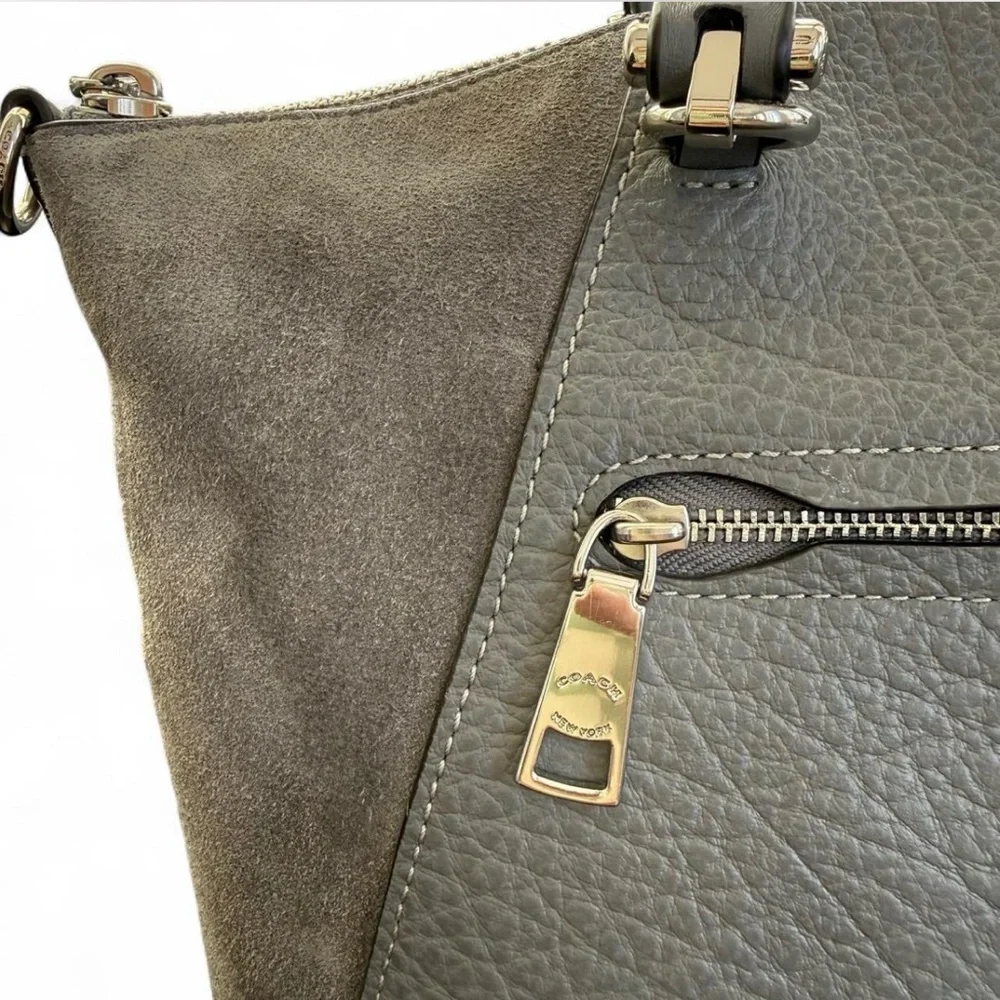 COACH Prairie Satchel & Crossbody | F79999 | Heather Grey Leather & Suede | EUC - Picture 6 of 11